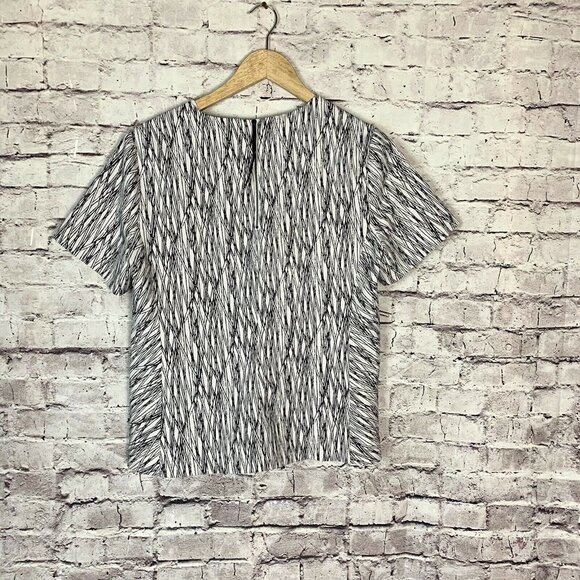 Vince Camuto Women's Size Medium white/bla… - Picture 6 of 9